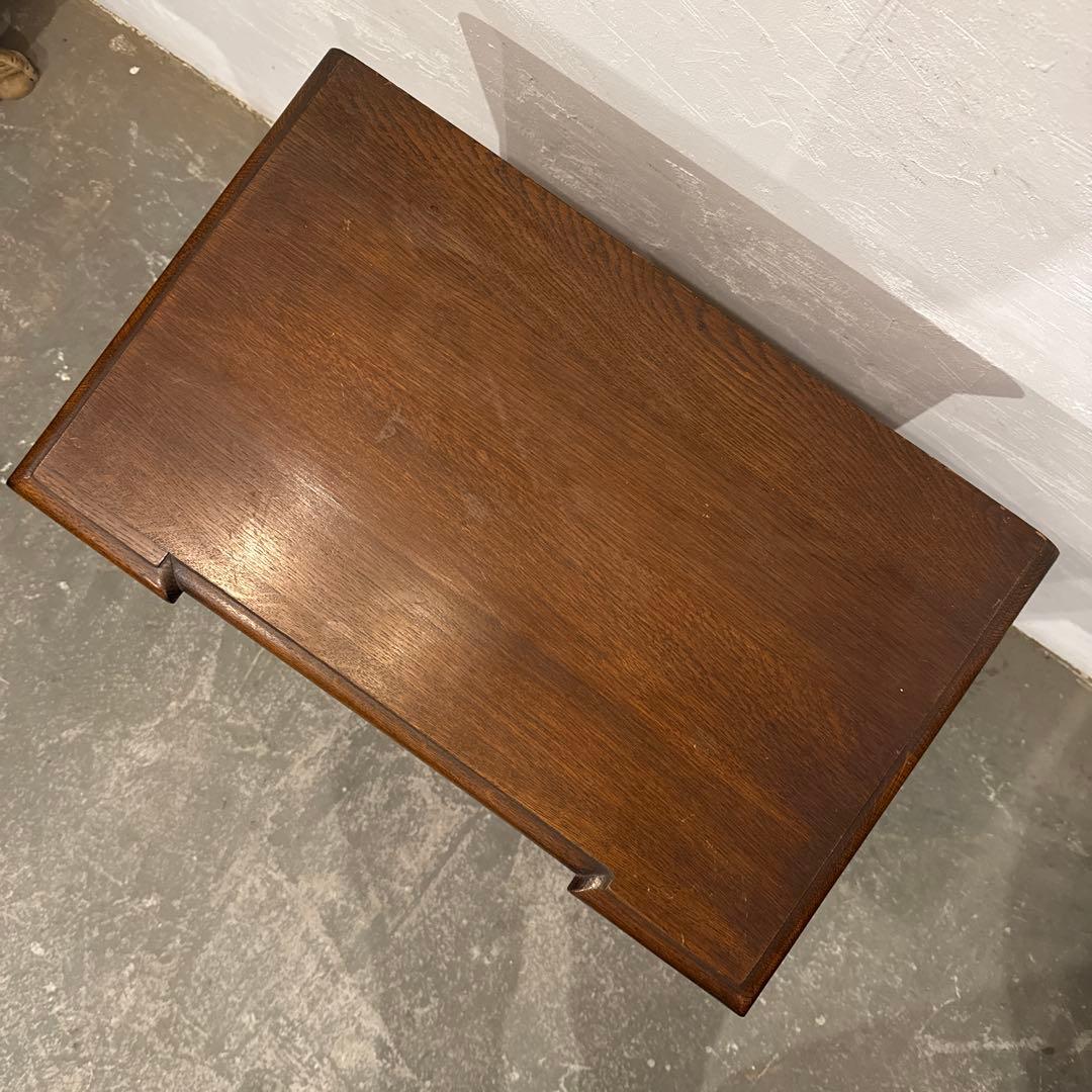 ヴィンテージ　木製サイドテーブル　ベッドサイドテーブル　扉収納付き　フランス