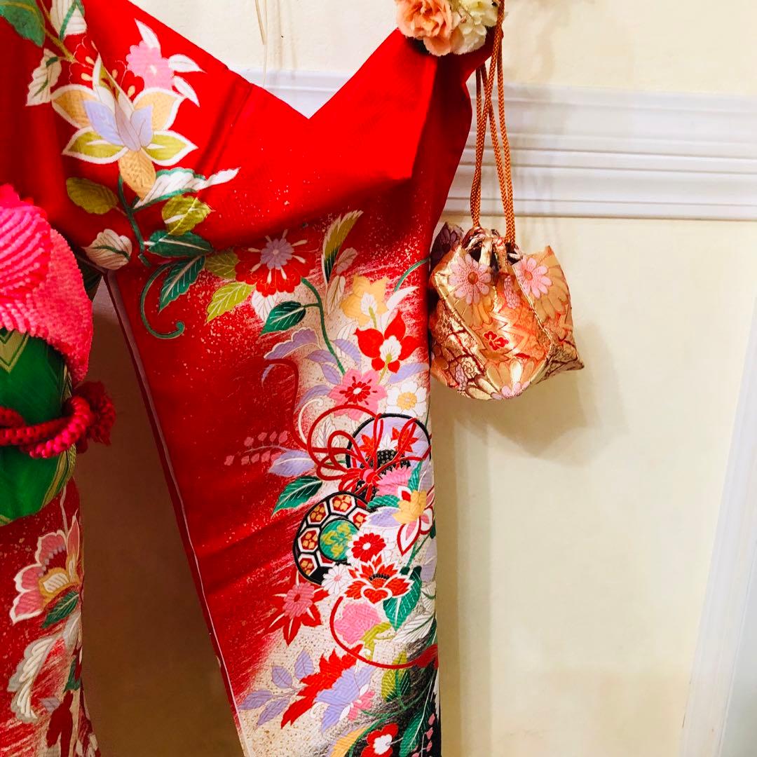 七五三 七歳‼️豪華正絹赤×黒ラメキラキラ‼️手毬熨斗金彩煌びやか際立つフルセット