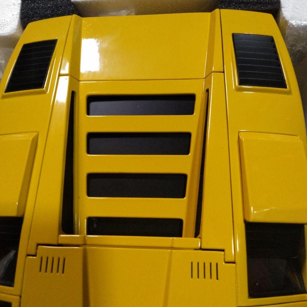 京商　ランボルギーニ　カウンタック　1/12 イエロー　右ミラーとれてます