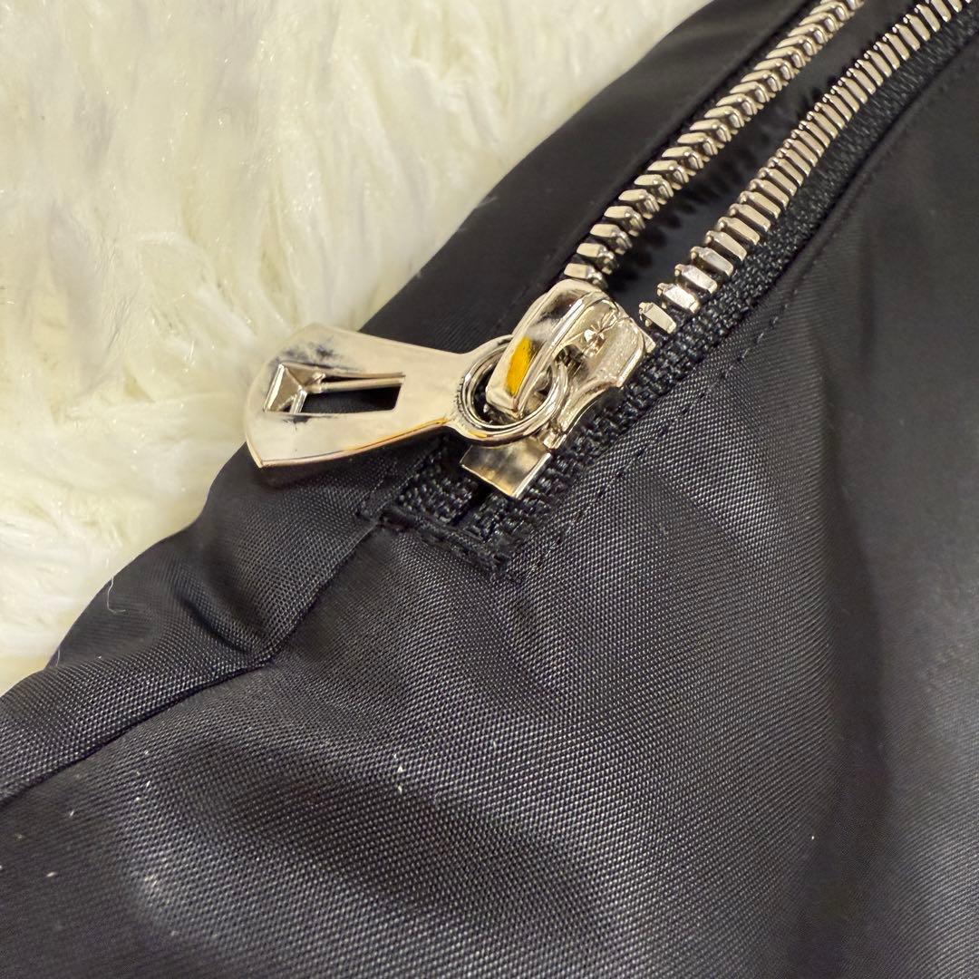 【未使用タグ付き】ITTI lui’s コラボ別注　パファーベスト　黒