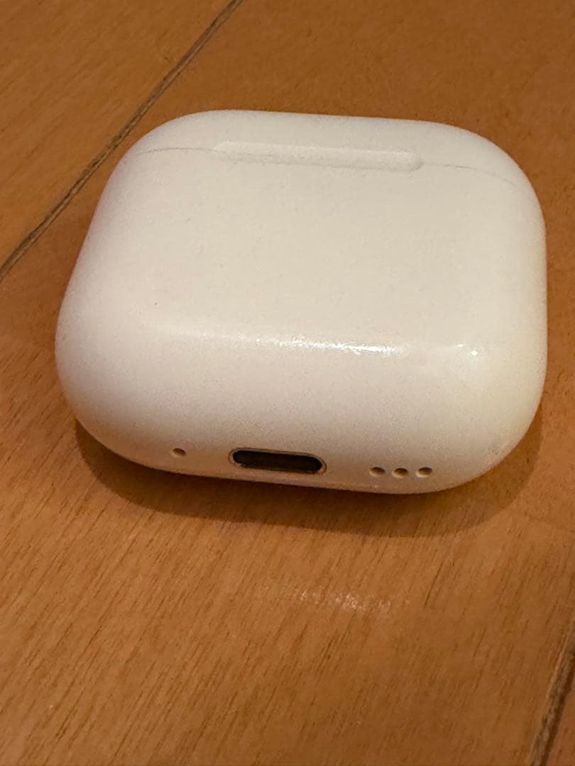 【slu】AirPods 4 アクティブノイズキャンセリング