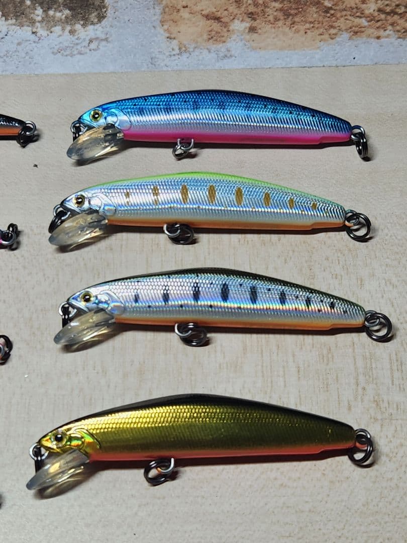 トラウト　本流ルアー　ミノー　Dコンタクト他13こセット