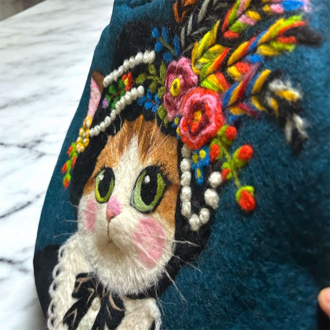 【希少❤️】ショルダータイプ　羊毛立体フェルトバッグ　ハンドメイド　猫バッグ　A4