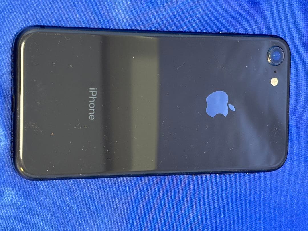 ● iPhone 8 64GB MQ782J/A docomo判定結果：○