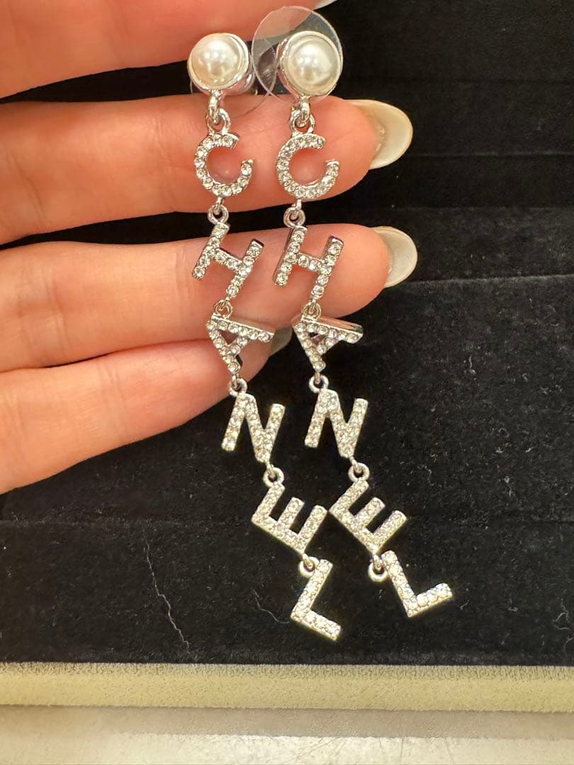 CHANEL パールクリスタルピアス