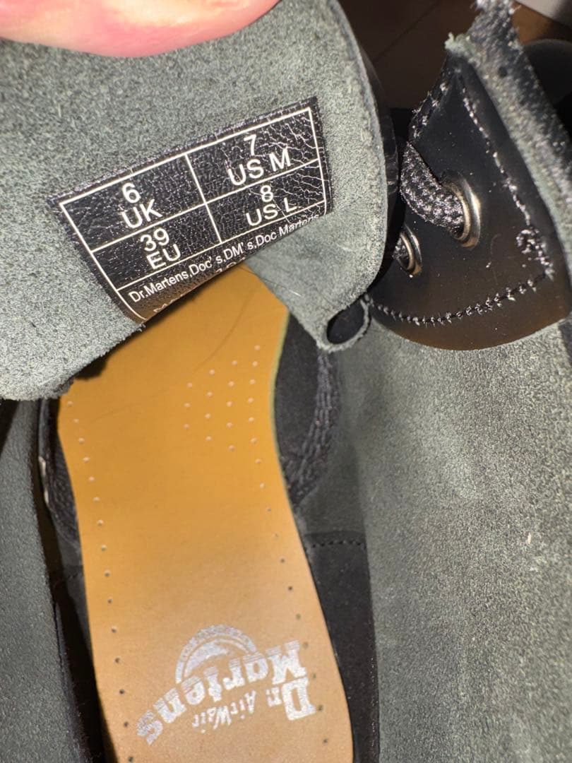 ドクターマーチン ブラックブーツ 6ホール