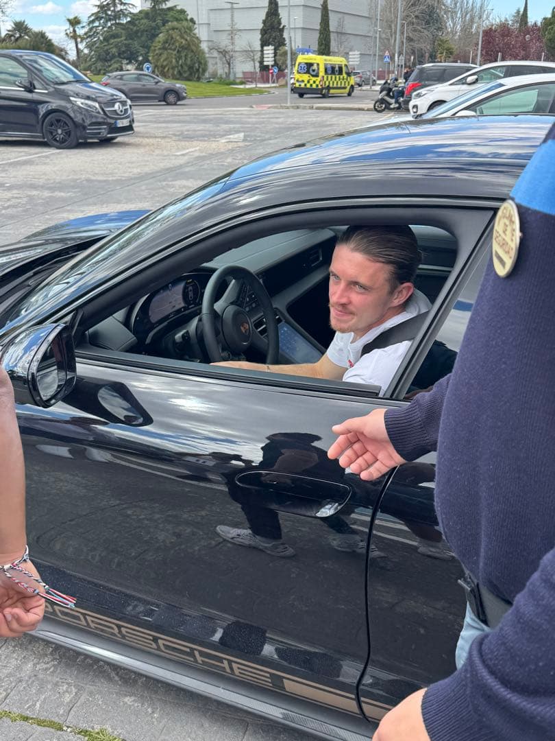 アトレティコギャラガー サイン入りシャツ