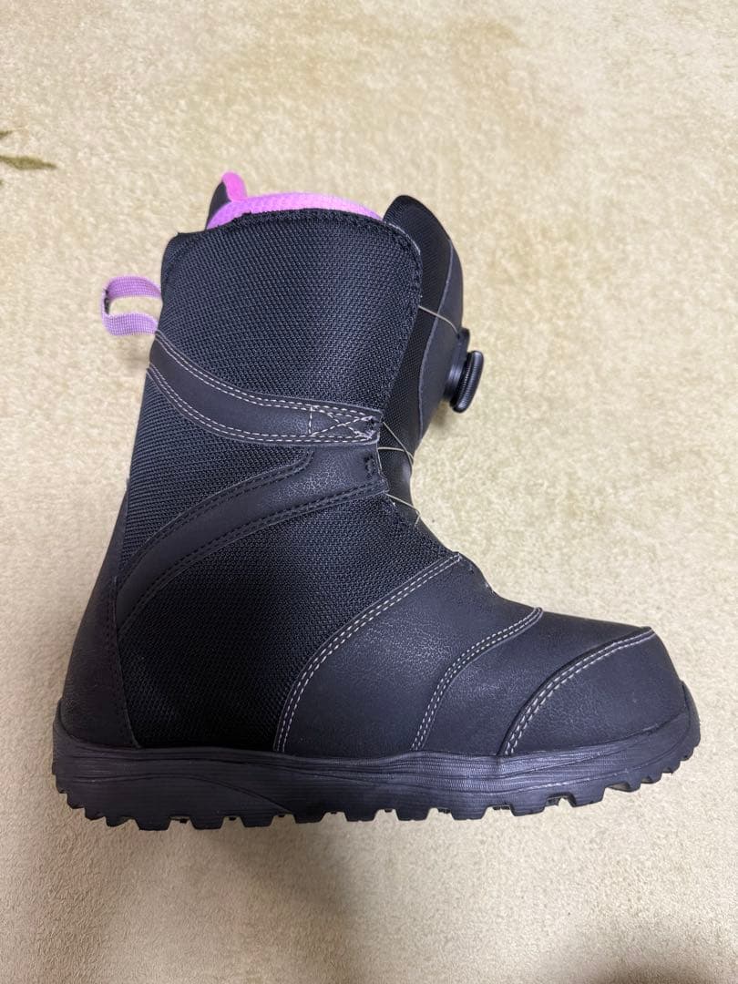 ん*ね様 特別値引き中美品BURTON バートン PEACH BOA レディース