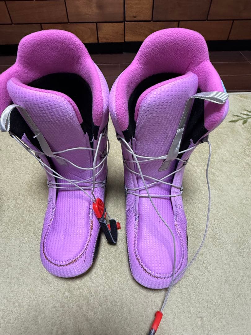 ん*ね様 特別値引き中美品BURTON バートン PEACH BOA レディース