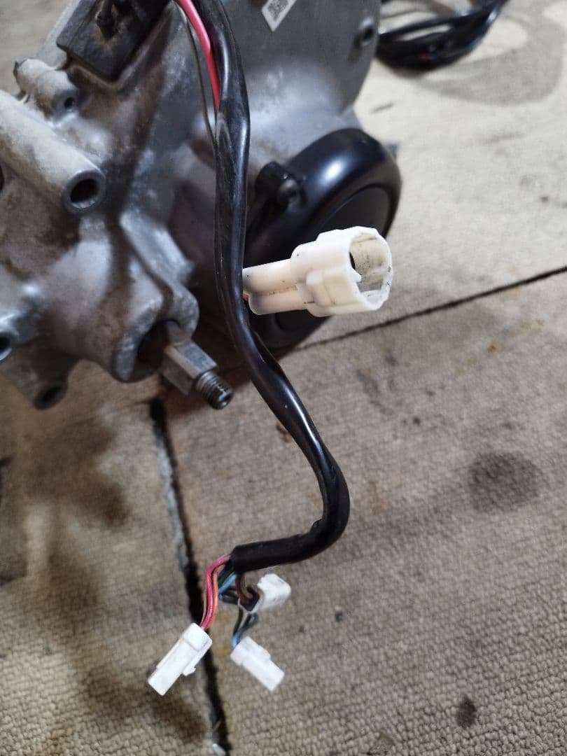 ヤマハ 電動自転車 モーター&スイッチ＆ライトセット ※エコメルカリ便のみ