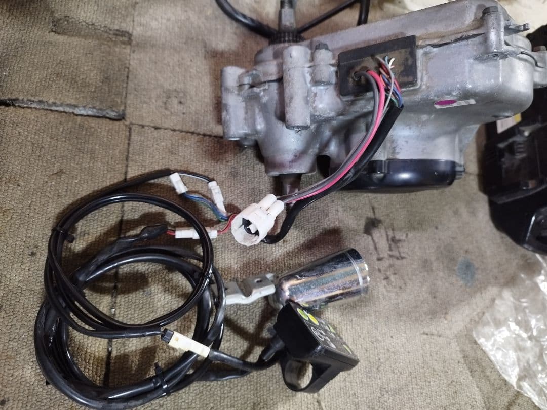 ヤマハ 電動自転車 モーター&スイッチ＆ライトセット ※エコメルカリ便のみ