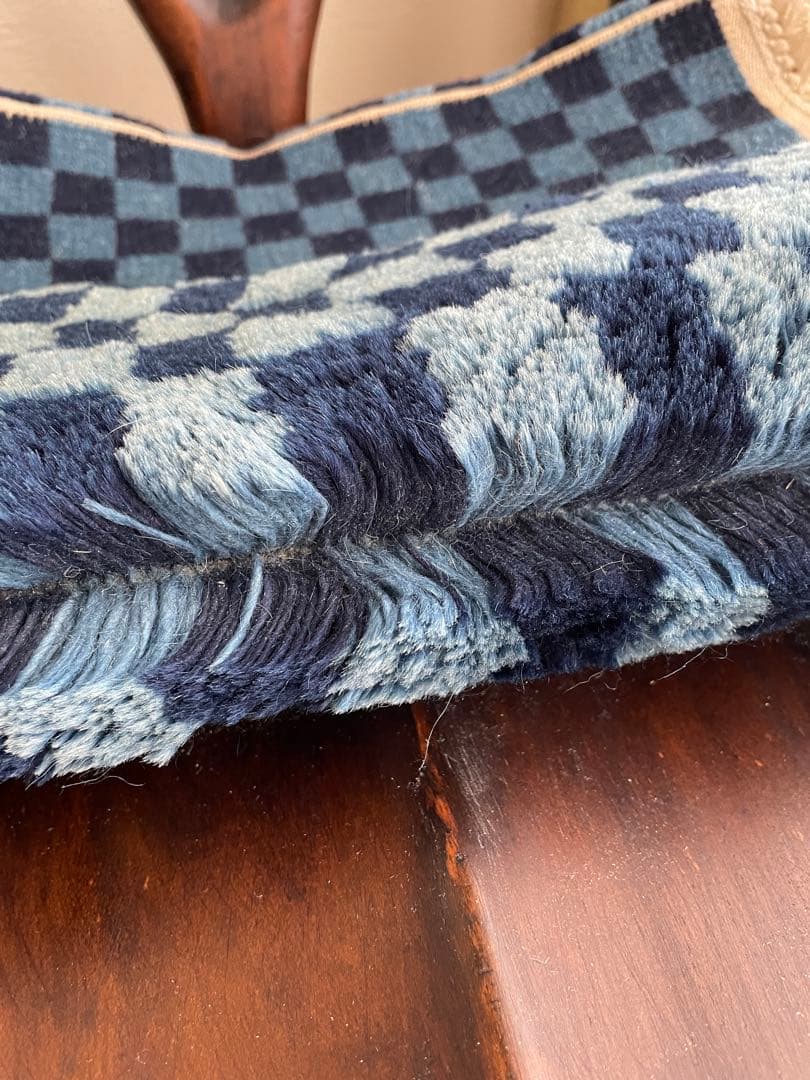 ムニ　チェアラグ