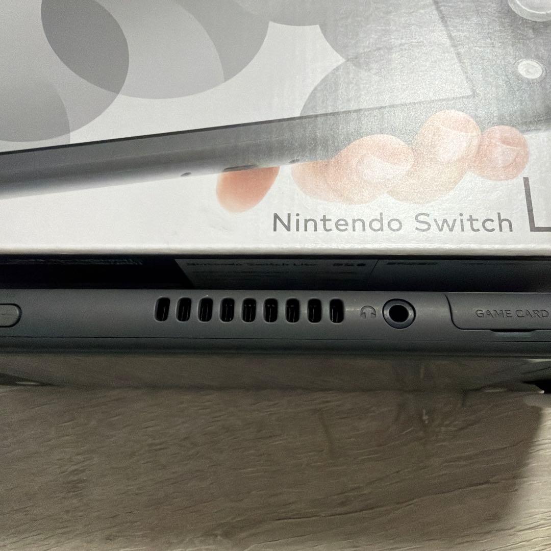 2024年製Nintendo Switch lite スイッチライト　本体