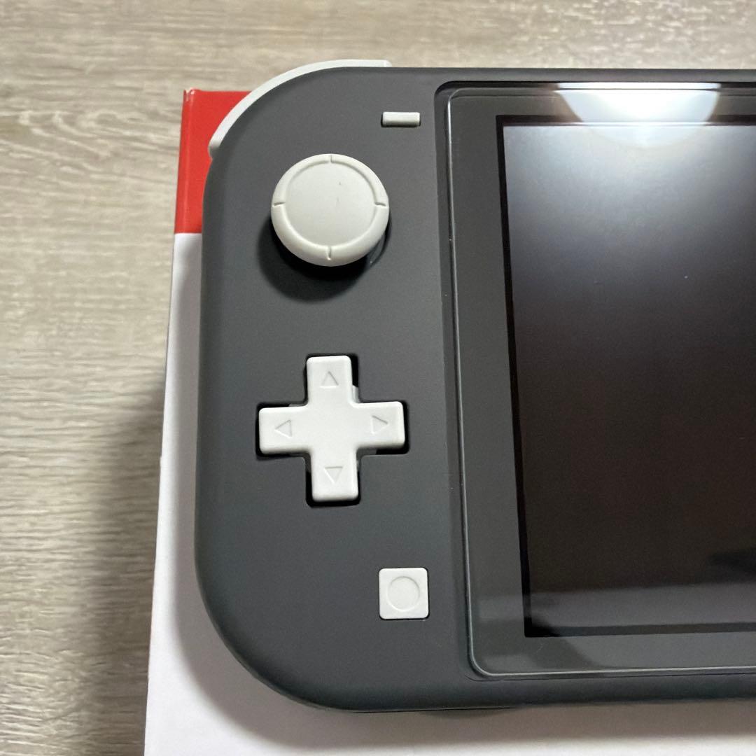 2024年製Nintendo Switch lite スイッチライト　本体