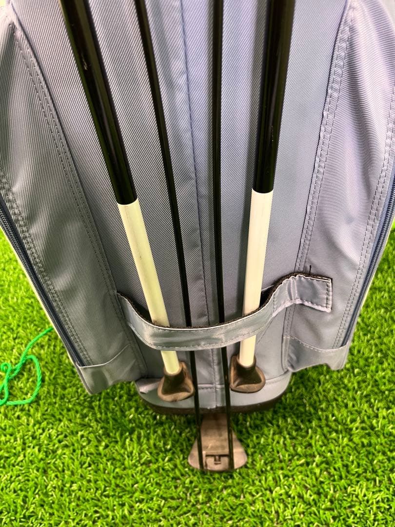 デサントゴルフキャディバッグ 軽量 3.0kg 9.0型 DQBSJJ00