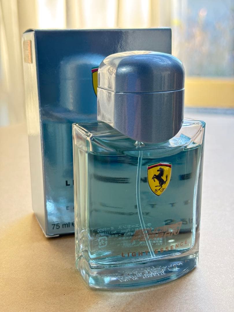 Ferrari フェラーリ ライトエッセンス オードトワレ 75ml