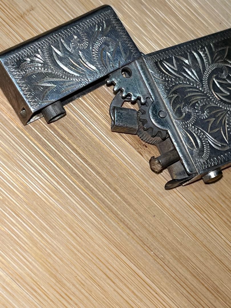 Silver ヴィンテージ オイルライター