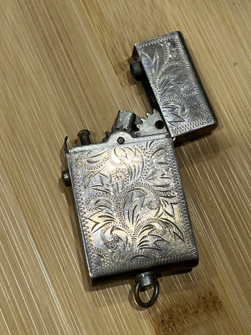 Silver ヴィンテージ オイルライター