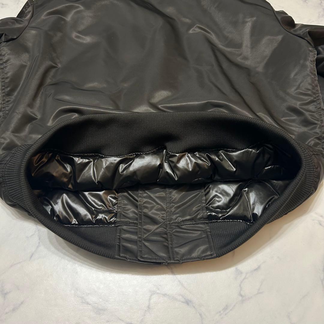 【大きいXL】ユニクロ ＋J ハイブリッドダウンオーバーサイズ MA-1 グレー