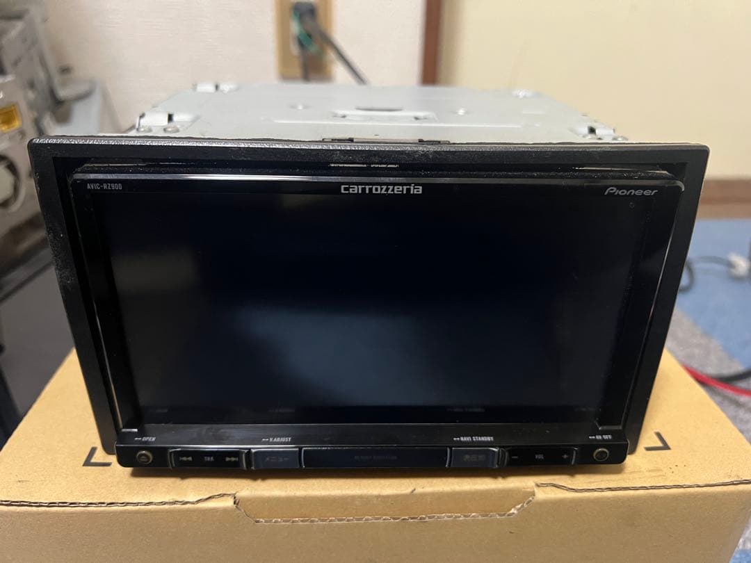 カーナビ Avic-rz900