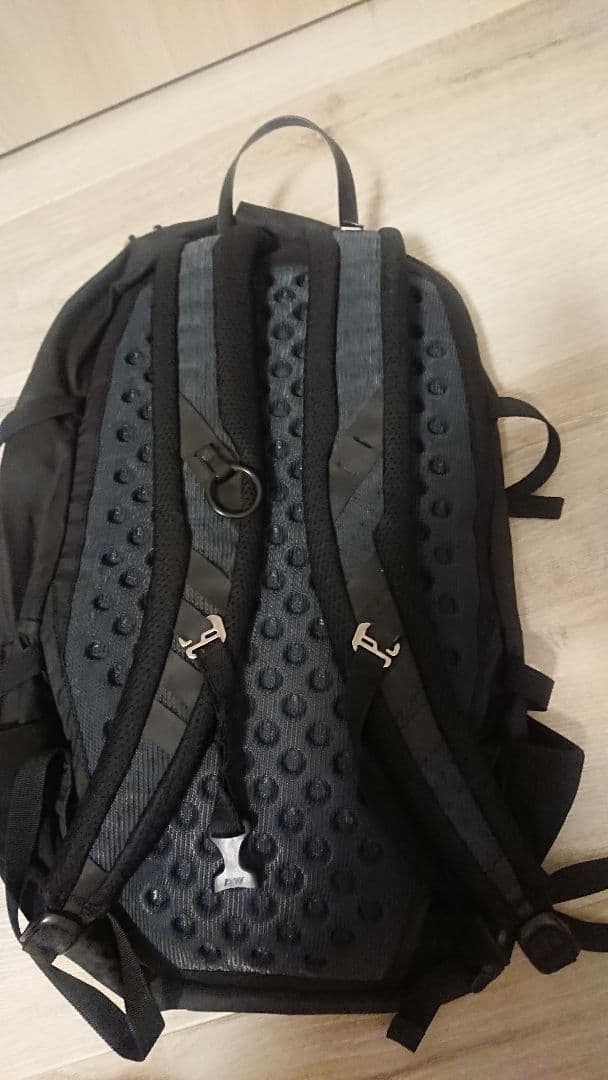 Arc'teryxアークテリクス Axiosアクシオス25