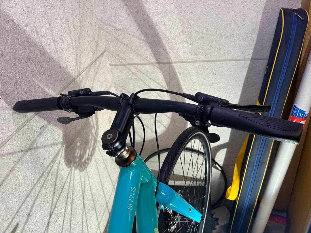 スペシャライズド　specialized SIRRUS M 油圧ディスク