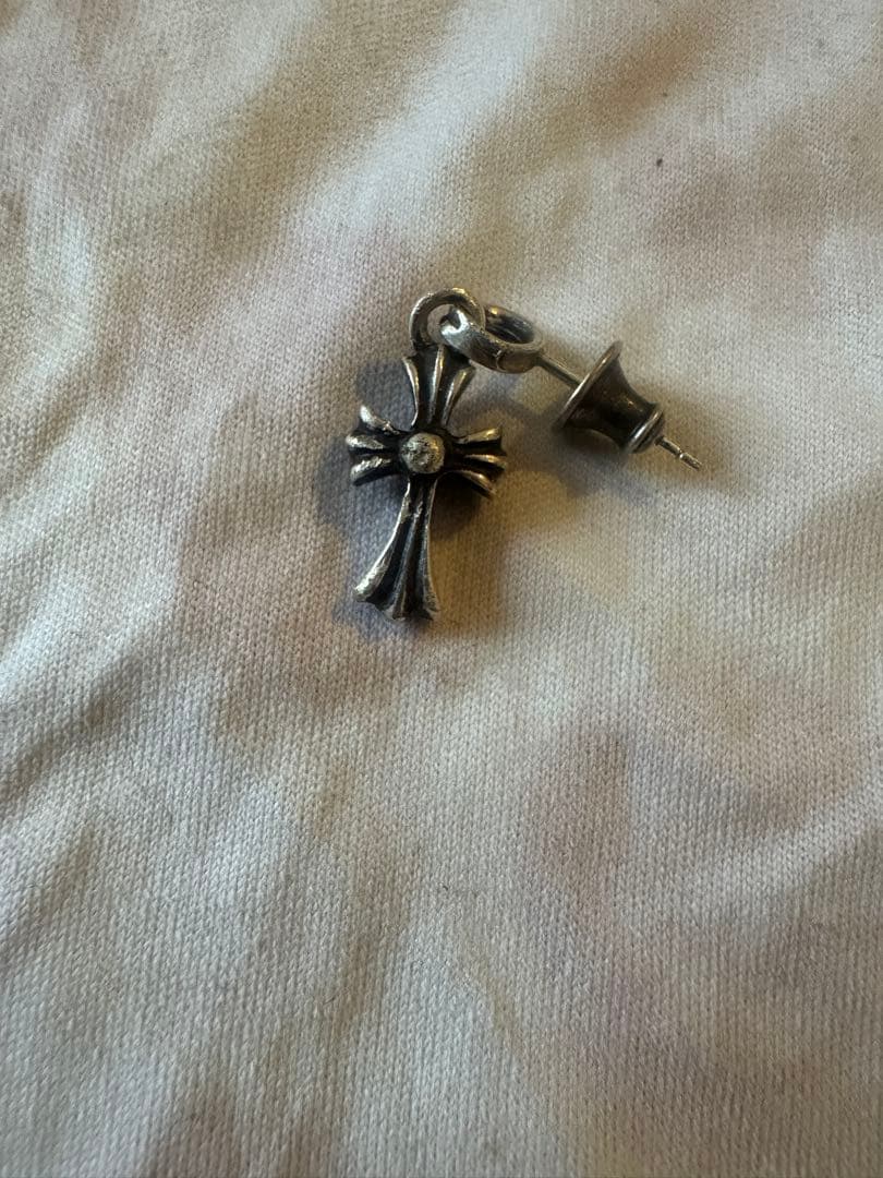 クロムハーツ　クロスベビーファットドロップピアス