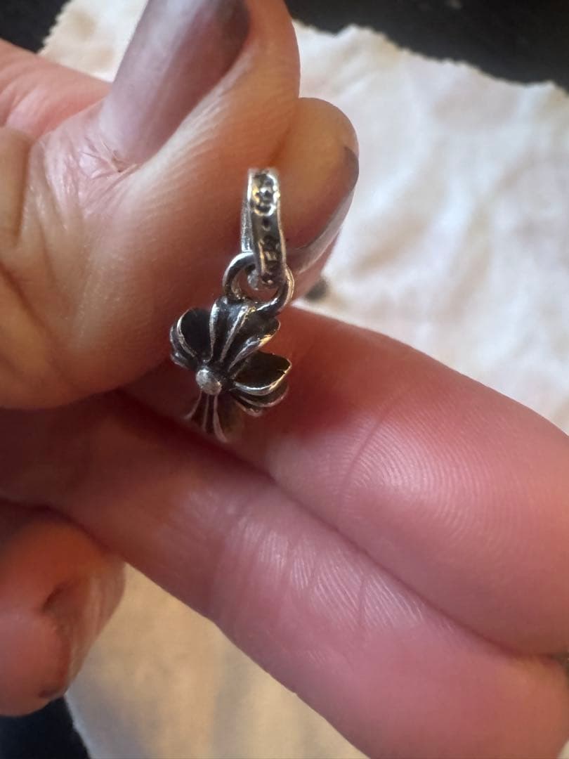 クロムハーツ　クロスベビーファットドロップピアス