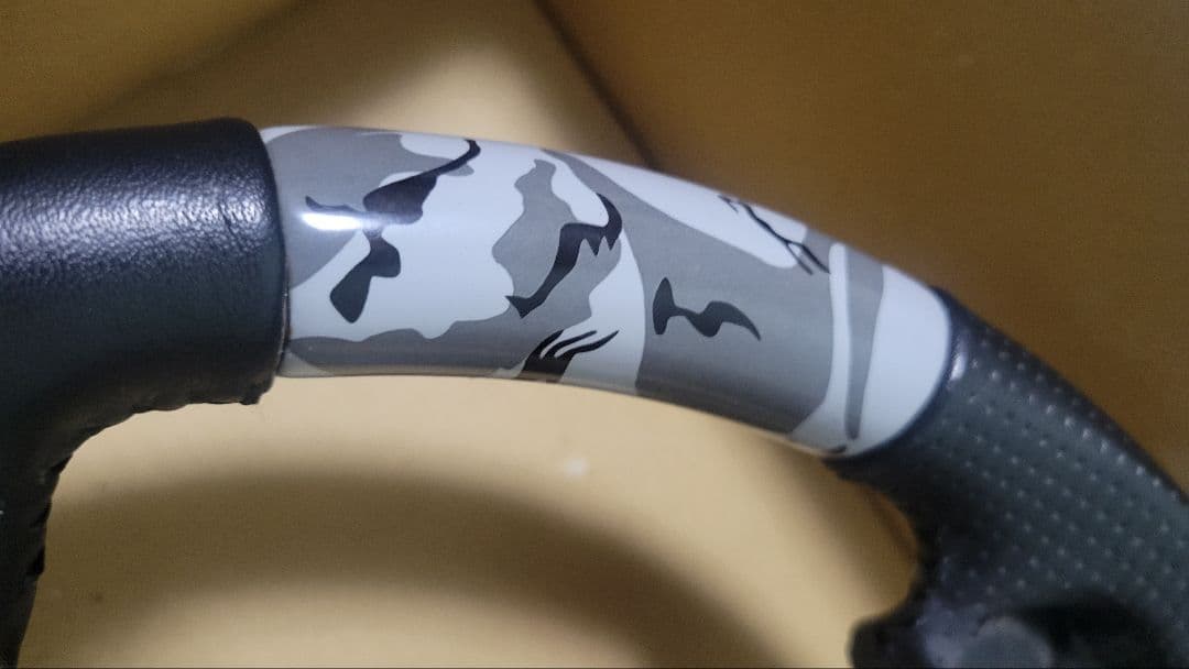 いーた　ジープ ラングラーJK REAL ステアリング