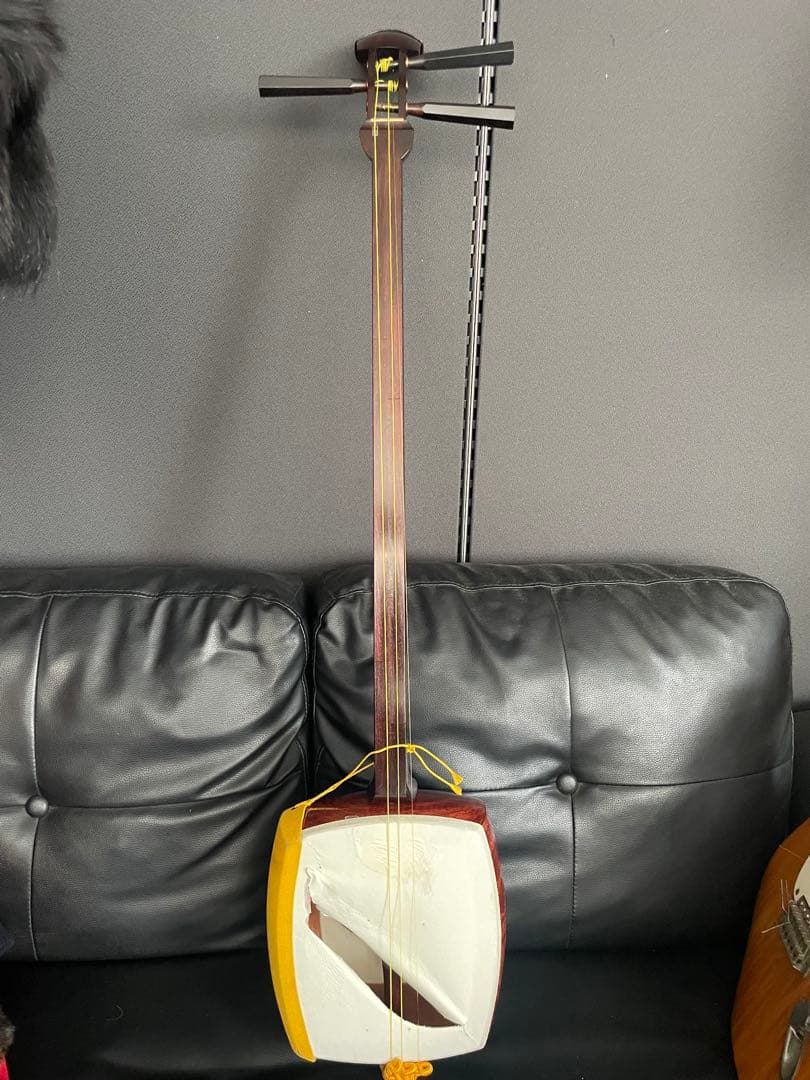 しんぞー三味線 紅木 1本溝 子持綾杉胴　東さわり　糸巻素六黒檀　付き