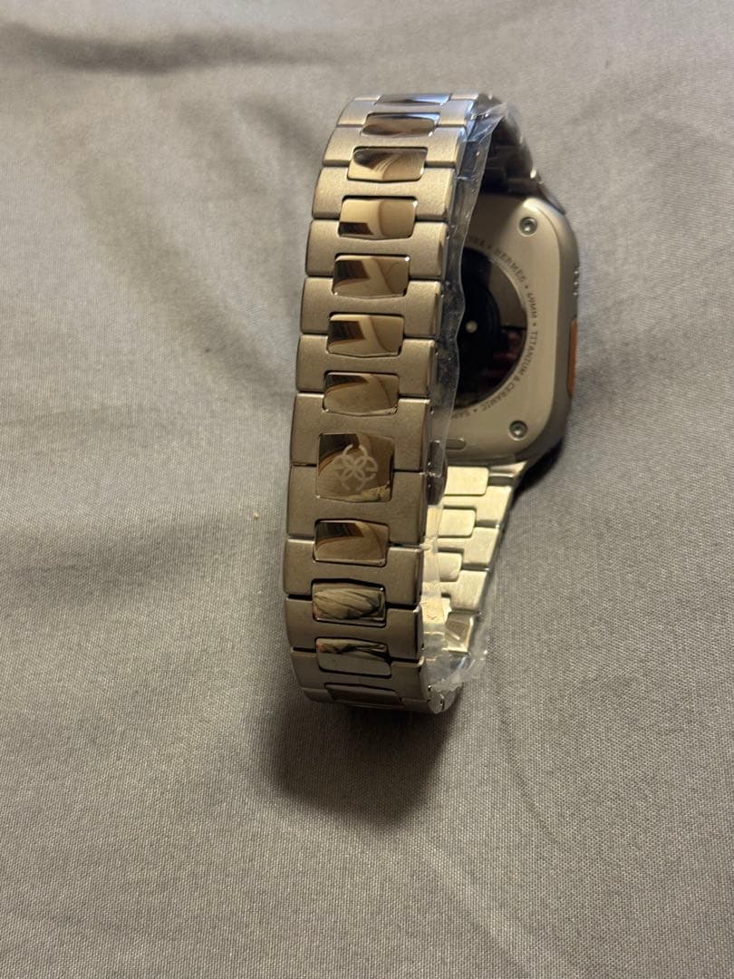 ゴールデンコンセプト  II Titanium Grey