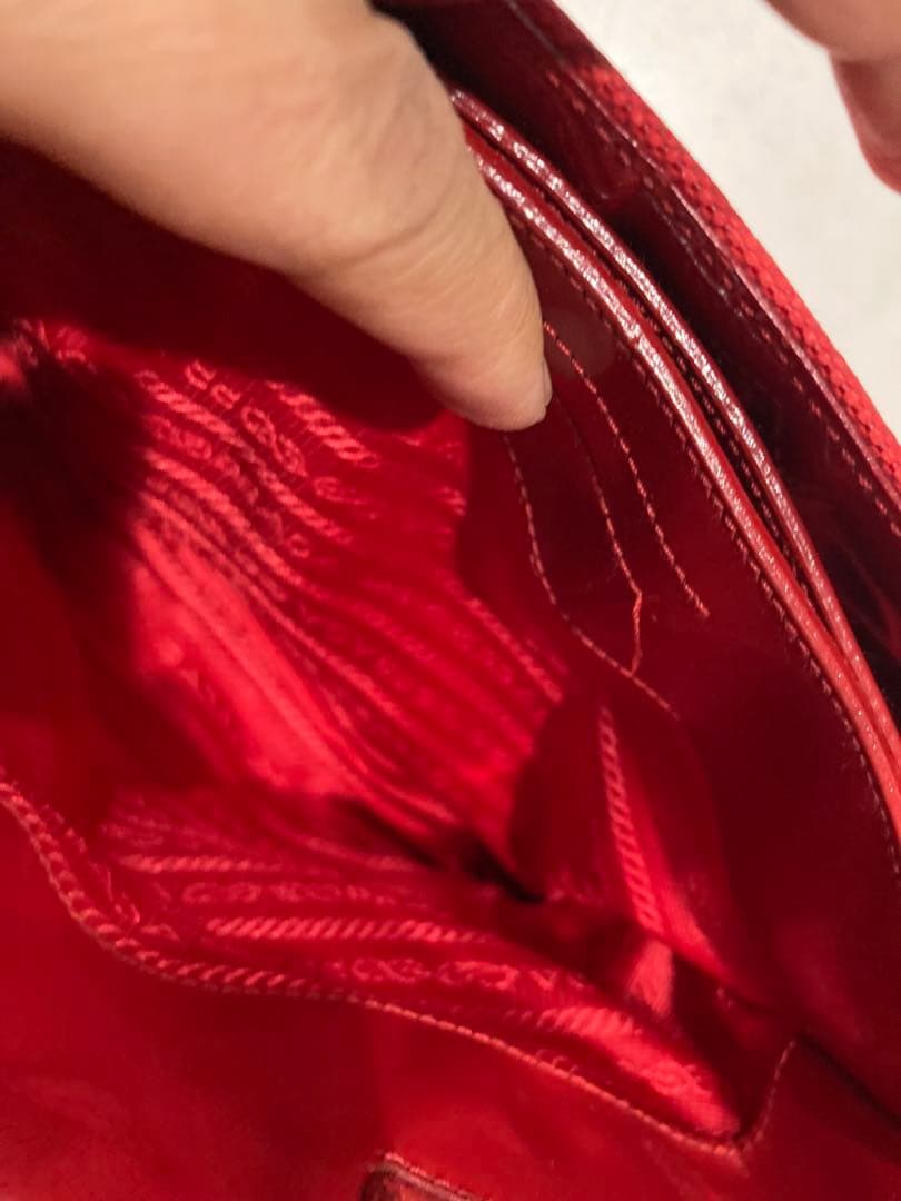 PRADA レッド トートバッグ 認証カード付き
