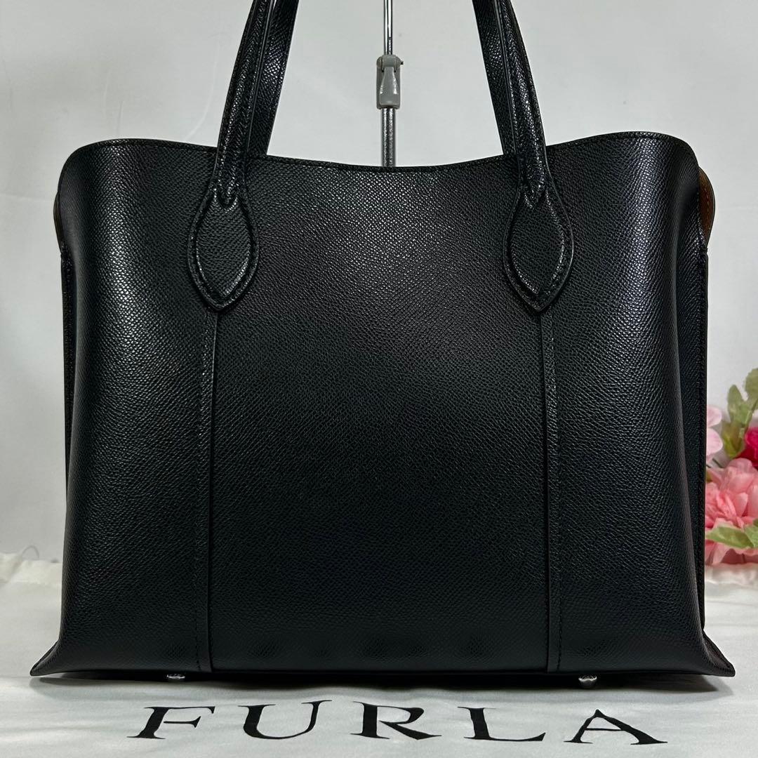 【未使用級/保存袋付】フルラ ヴィットリア トートバッグ レザー チャーム 黒