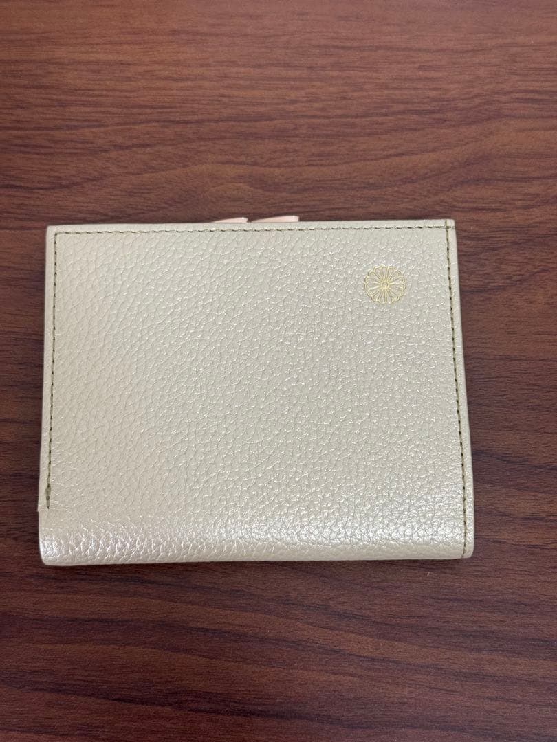 ほぼ新品　箱無し　皇居財布