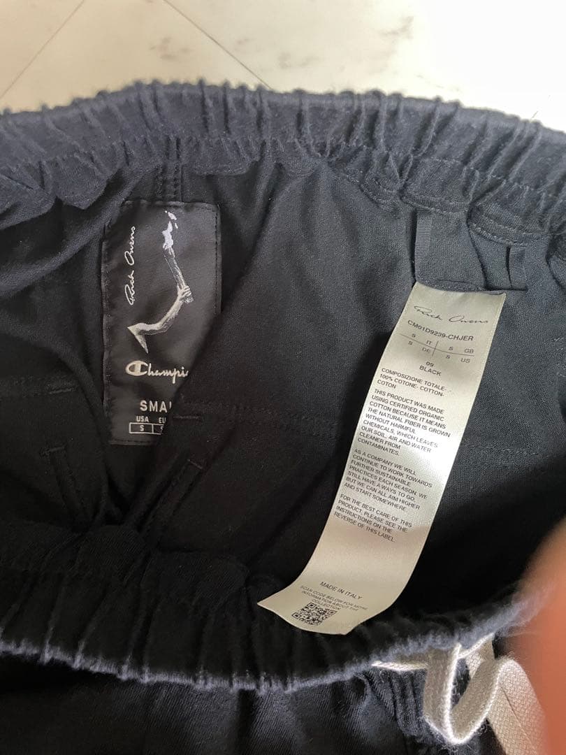 リックオウエンス　チャンピオン　ショーツ