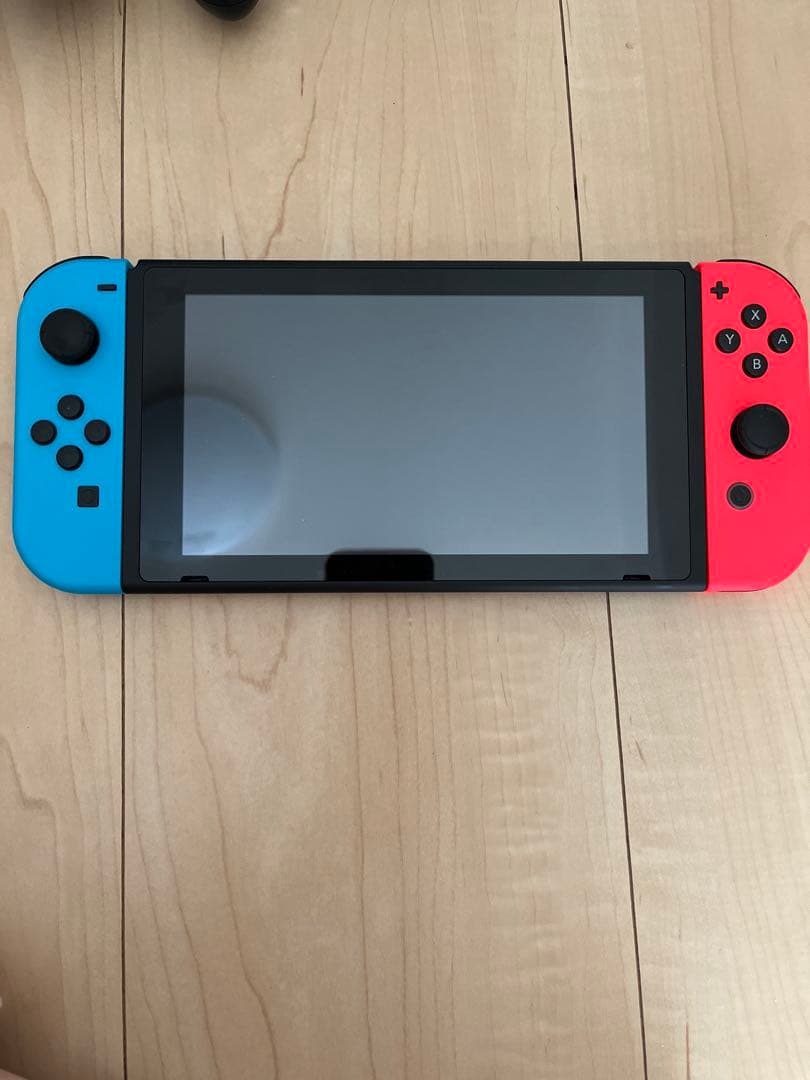 m*ん様 Nintendo Switch ネオンブルー/ネオンレッド 本体