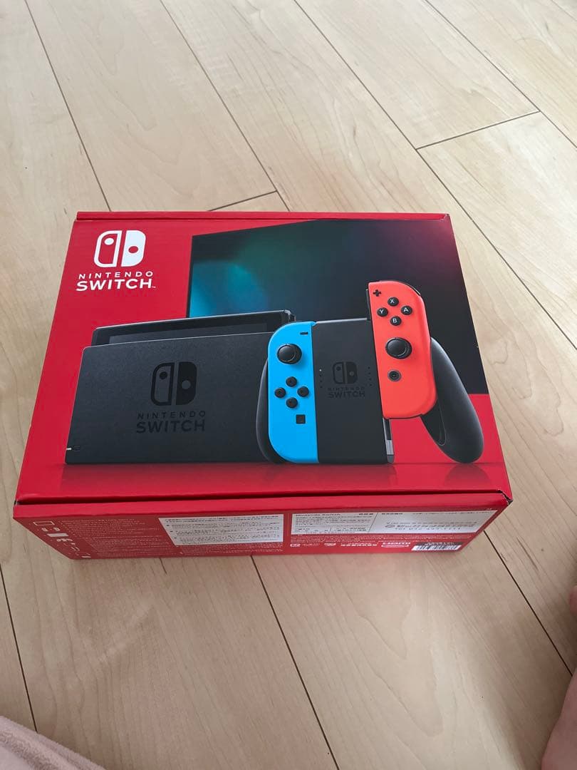 m*ん様 Nintendo Switch ネオンブルー/ネオンレッド 本体