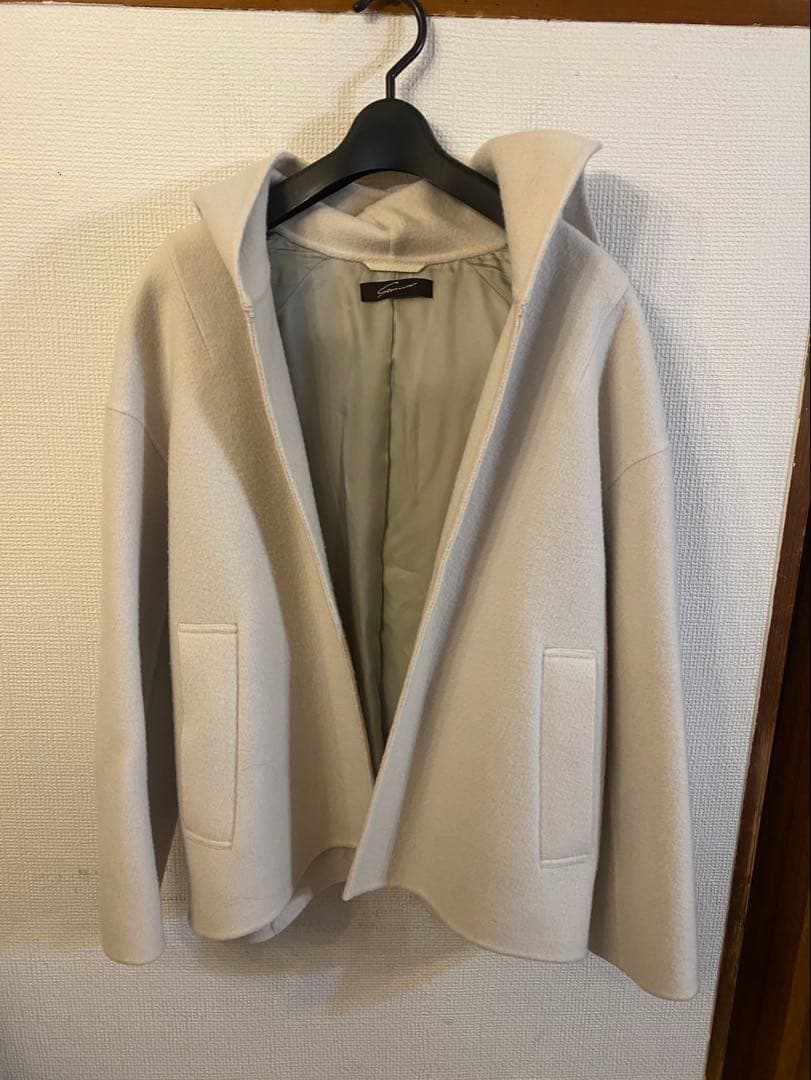 スタンニングルアー　ショート フーディ リバーコート　ホワイト　グレー　s