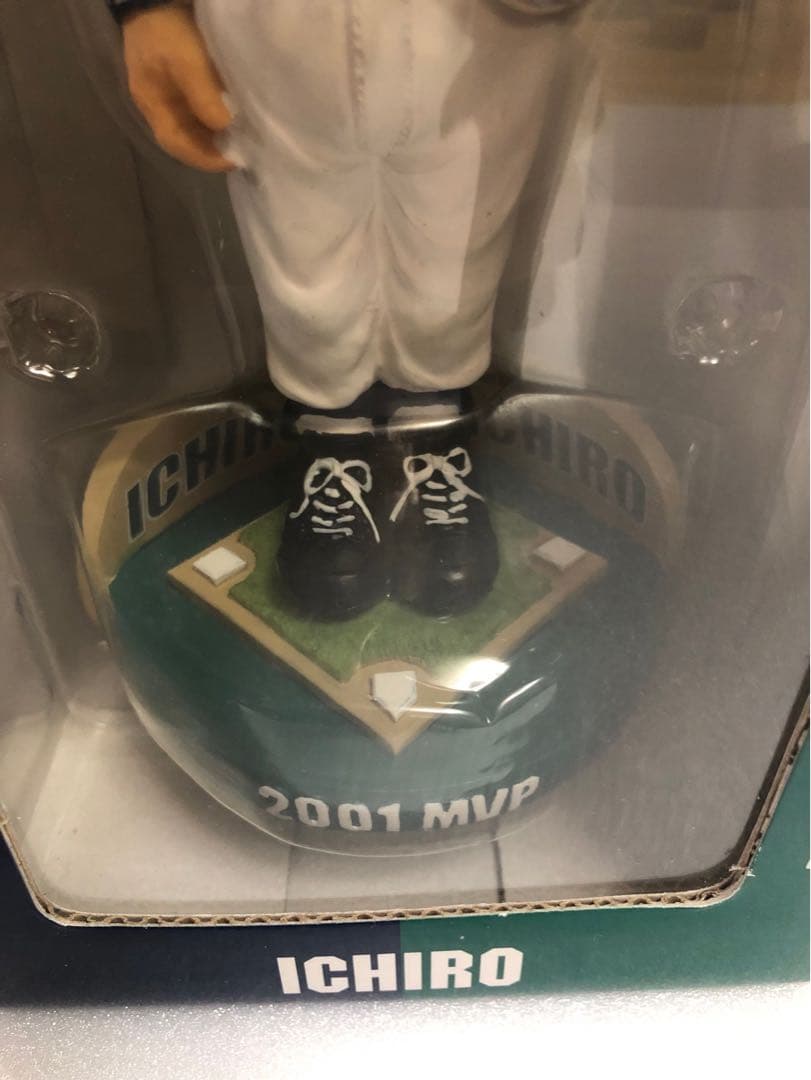 【希少】イチロー 2001MVPフィギュア 5000体限定 ボブルヘッド