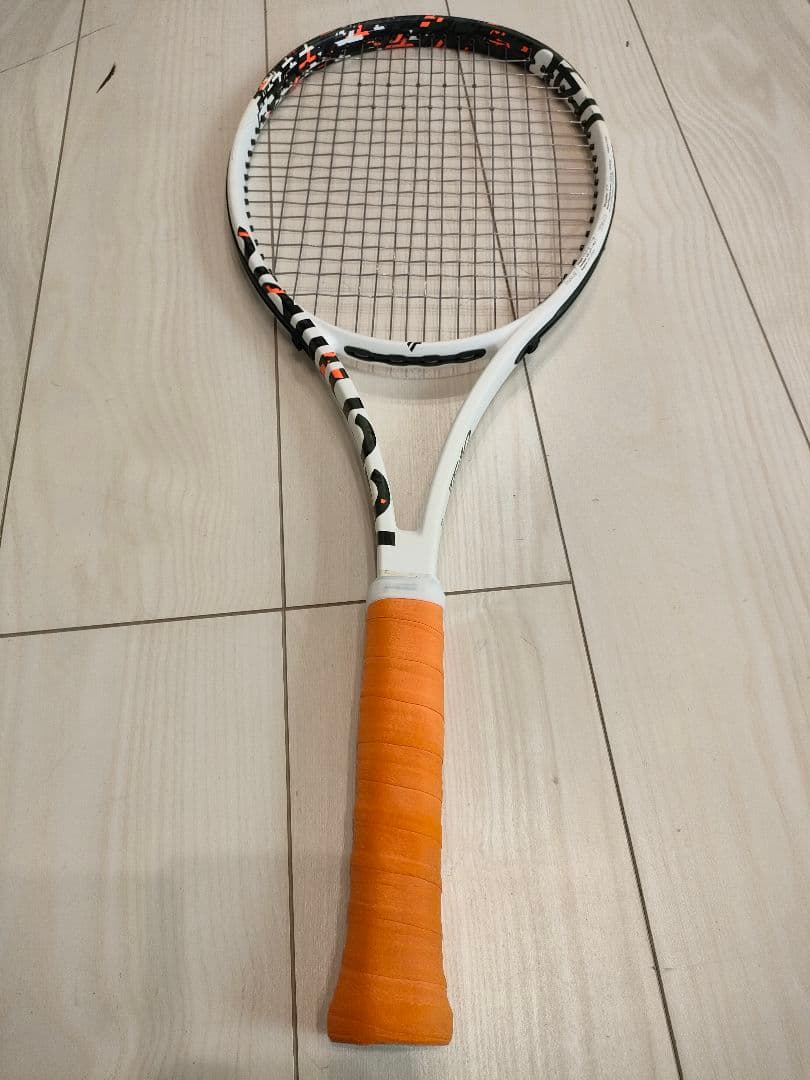 Tecnifibre TF40 テニスラケット 315g 98平方インチ