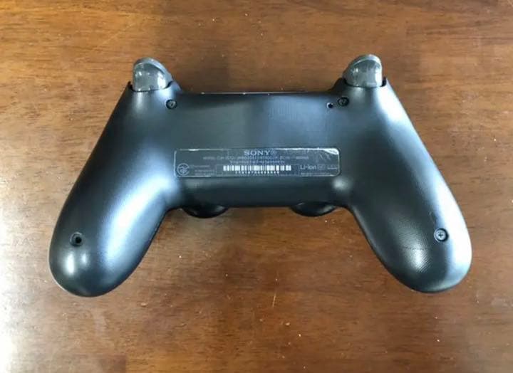 【純正スタンド付属】PlayStation®4 Pro ジェット・ブラック1TB