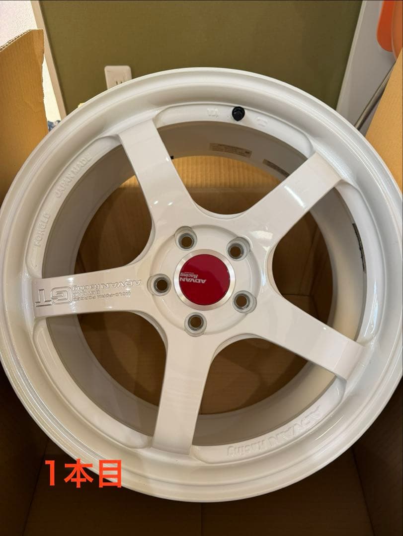 【こー1本目】アドバン18インチホイール