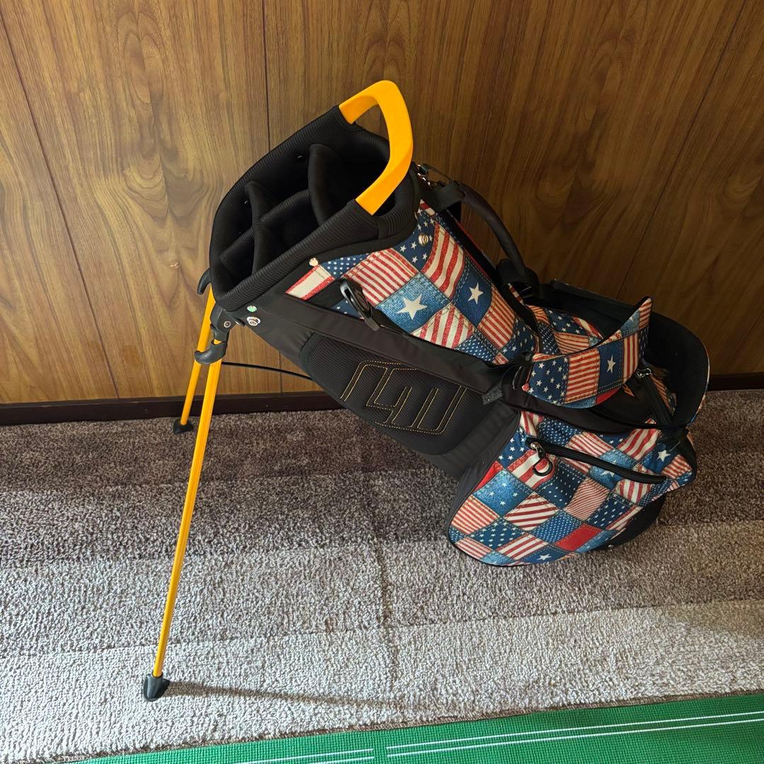 ラウドマウス スタンド式キャディバッグ 2025年モデル