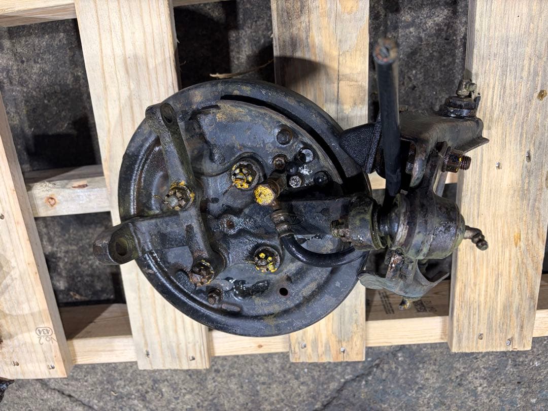 ダイハツコンパーノ　フロントブレーキ