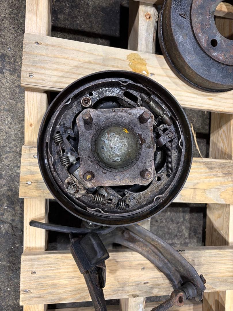 ダイハツコンパーノ　フロントブレーキ