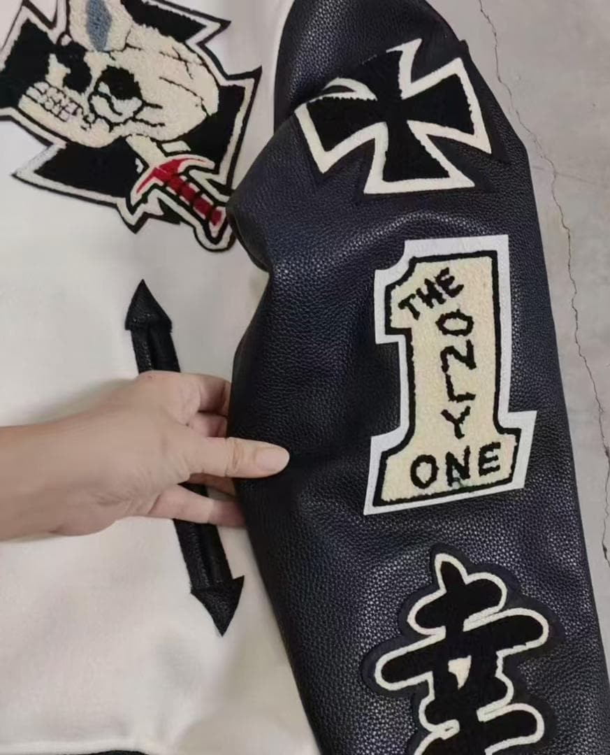 WHITESVILLE 定番 刺繍スタジャン サイズ42