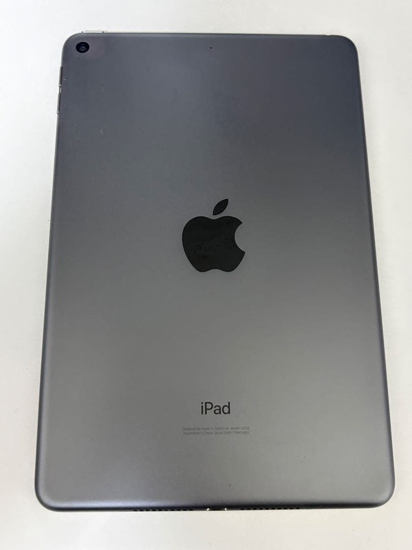 iPad mini（第5世代）　スペースグレイ　64G Wi-Fiモデル