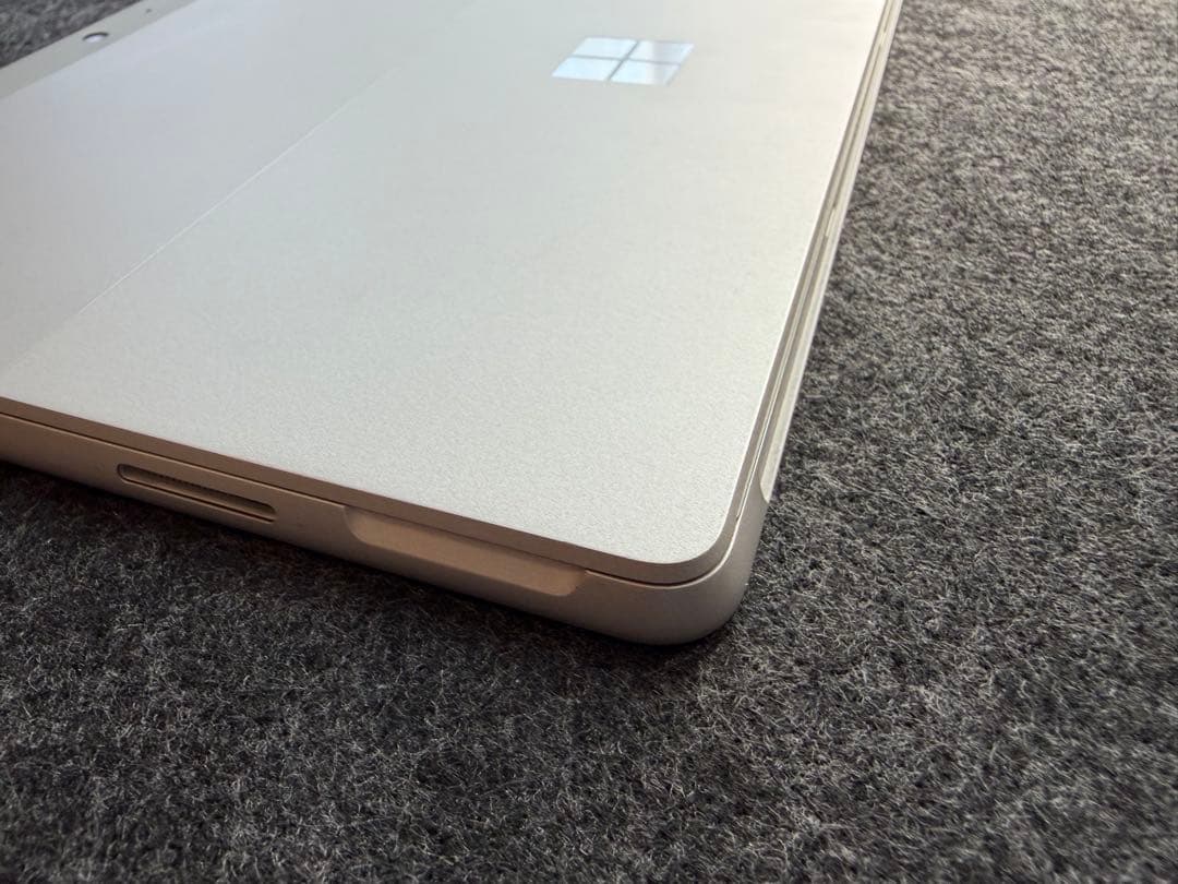 K*ウ様 【希少】Surface Go3 Core i3 8GB SSD128G