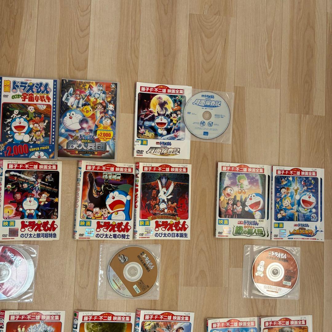 ドラえもん映画　DVD 35作品セット　藤子・F・不二雄　水田わさび　まとめ売り
