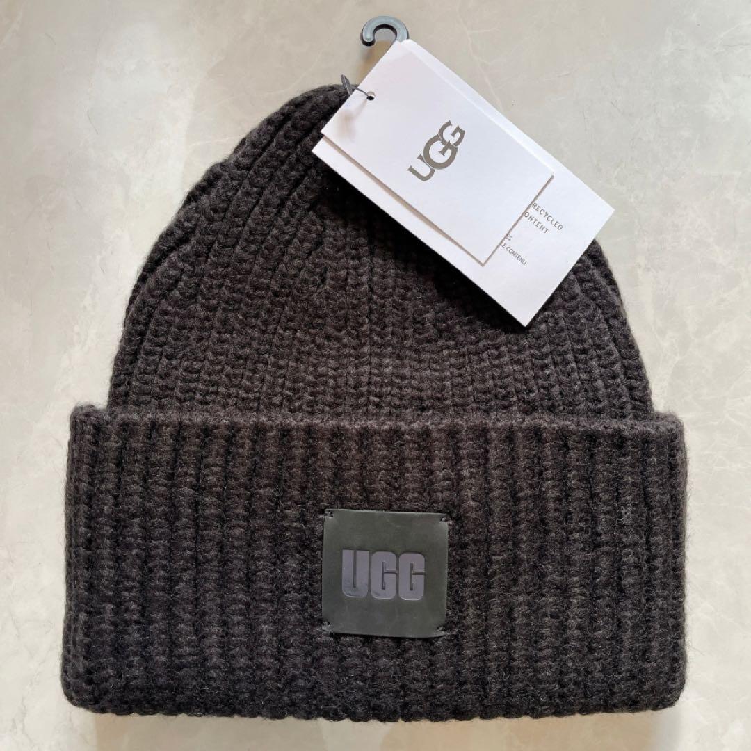 新品未使用 UGG ニット帽 BLACK ブラック